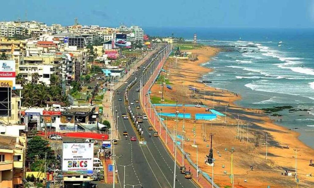 Hyderabad vs. Vizag Where is the most profit to buy land?