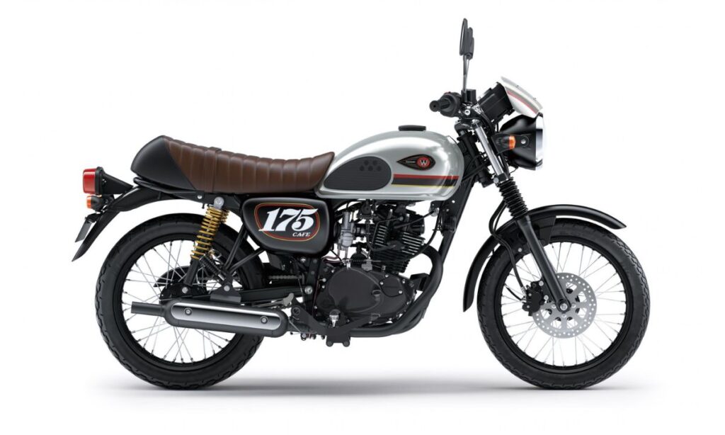 Kawasaki w175 is creating a stir with its amazing looks, take it home at just this price