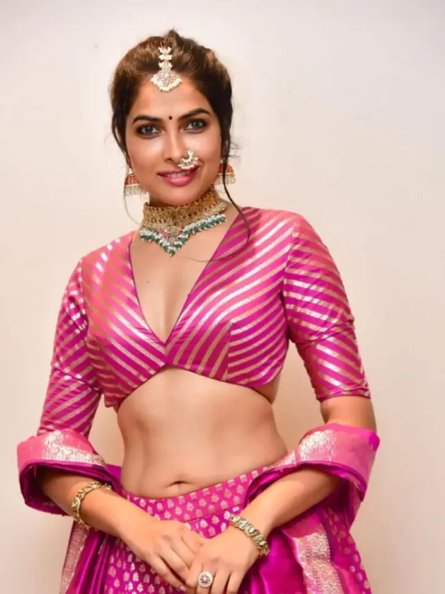 Actress divi vadthya recent beautiful photos