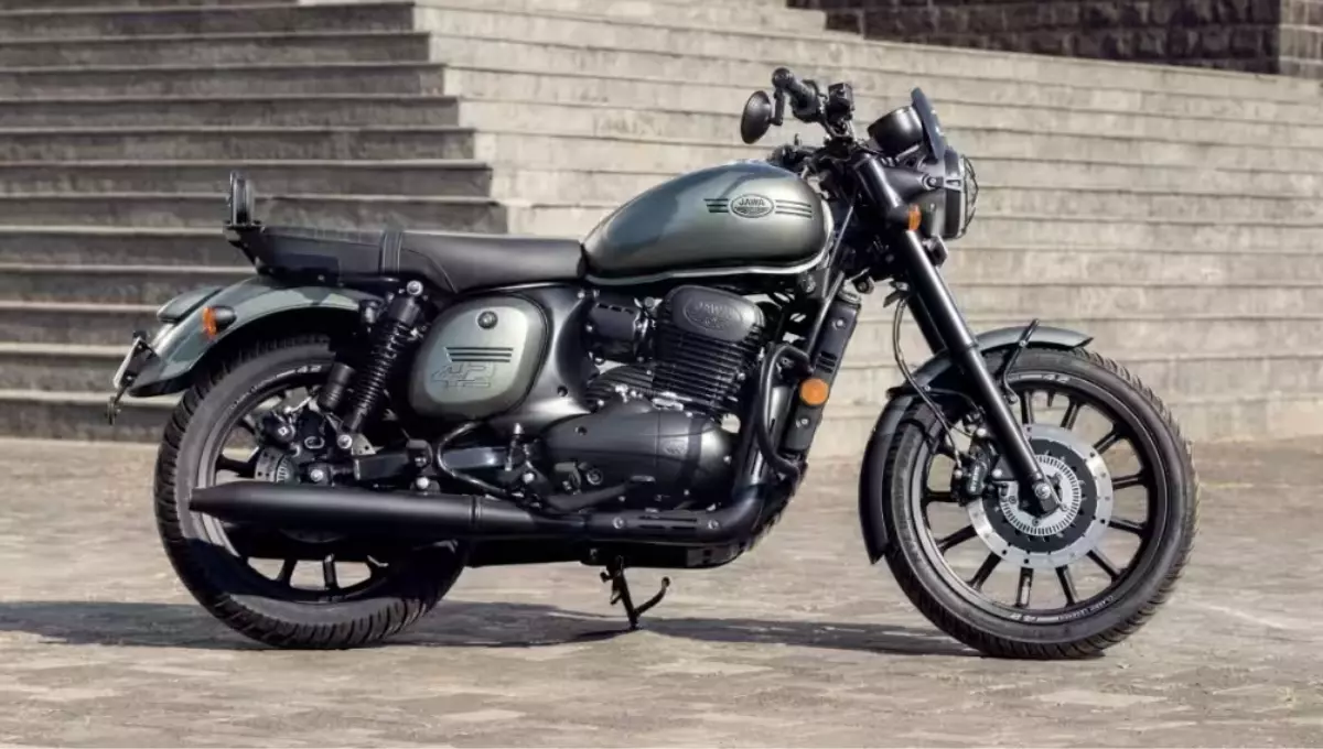 Diwali offer Jawa and Yezdi are giving amazing offers to customers on bikes.