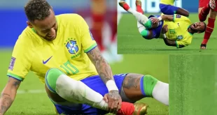 World Cup Qualifiers Neymar licked his foot